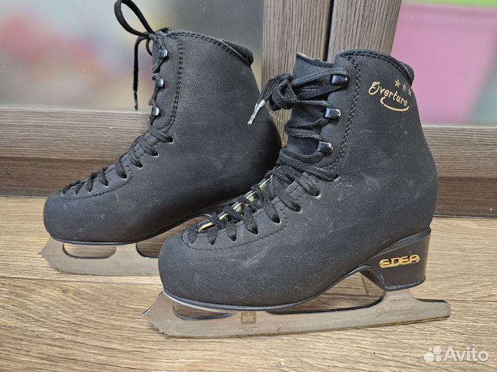 Фигурные коньки edea 210