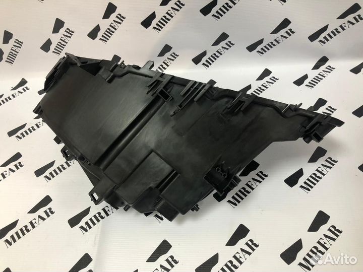 Правый корпус фары BMW 7 series F01 2008-2012