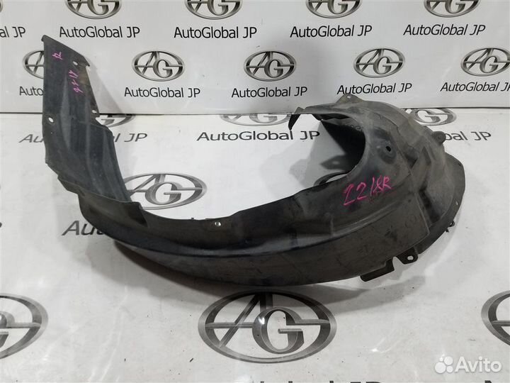 Подкрылок передний правый Suzuki Escudo TDA4W J24B