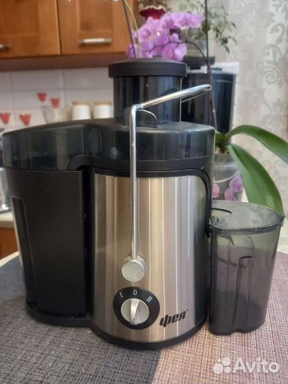 Соковыжималка Фея