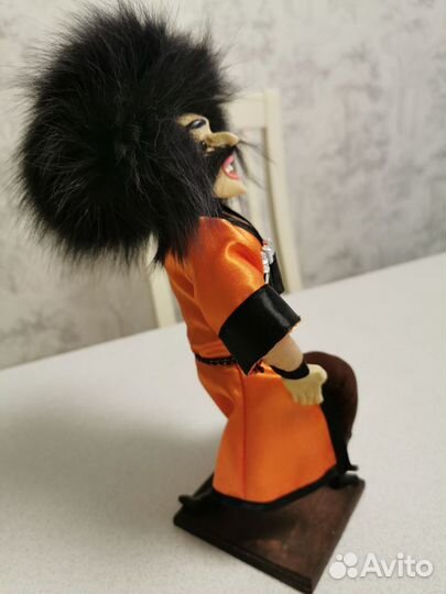 Фигура кукла 