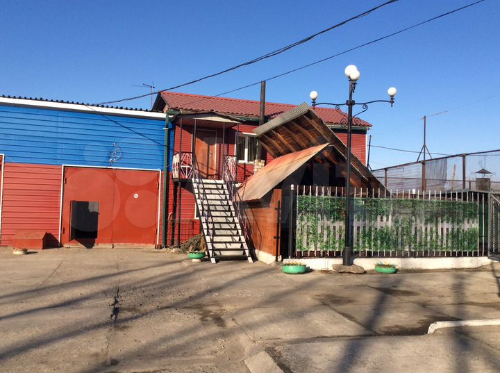 Дом 240 м² на участке 50 сот.