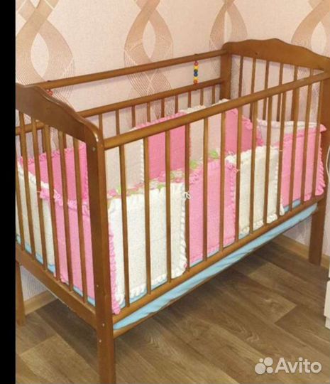 Детская кроватка