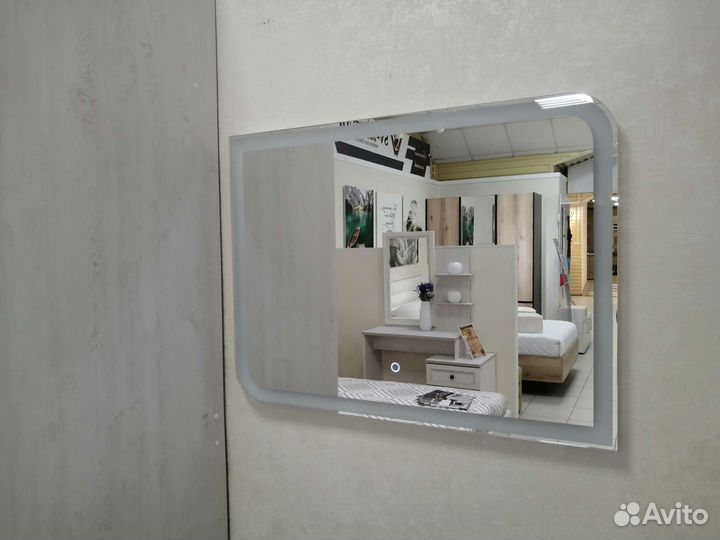 Зеркало с подсветкой