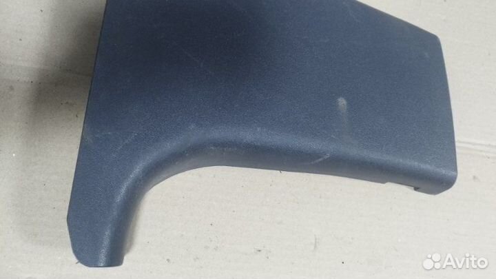 Накладка на стойку кузова правая Mercedes-Benz