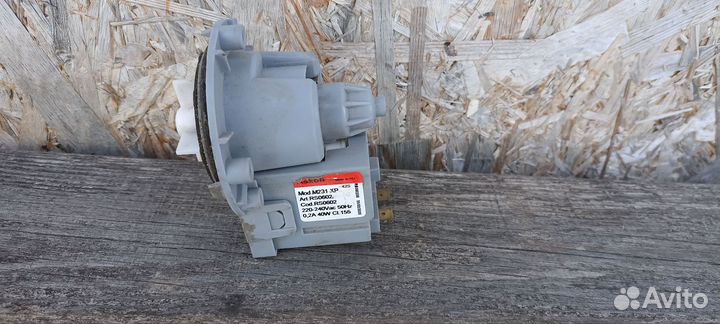 Насос сливной универсальный для стиральных машин