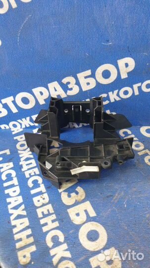 Крепление подрулевых переключателей. Ford Transit