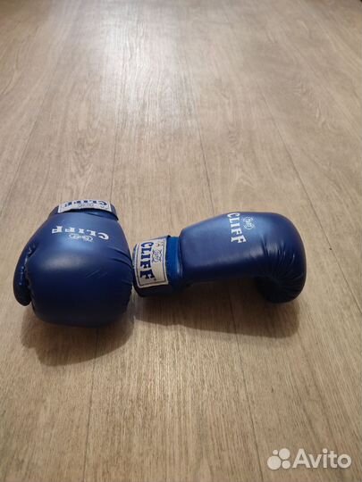 Боксерские перчатки размер M-L
