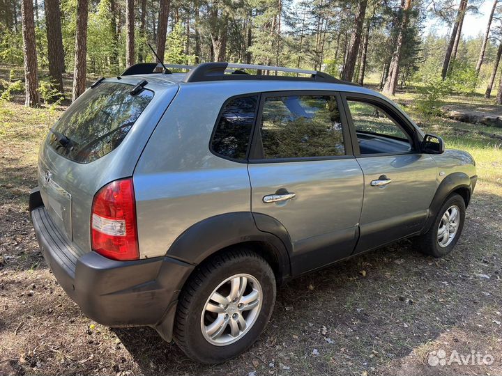 Hyundai Tucson 2.0 AT, 2005, 219 000 км