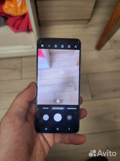 Samsung Galaxy S21, 8/256 ГБ