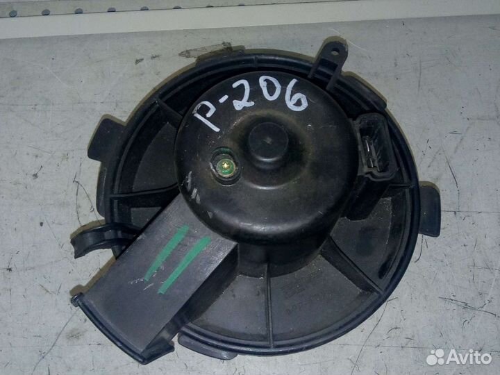 Моторчик печки Пежо 206