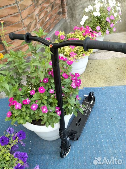 Трюковой самокат