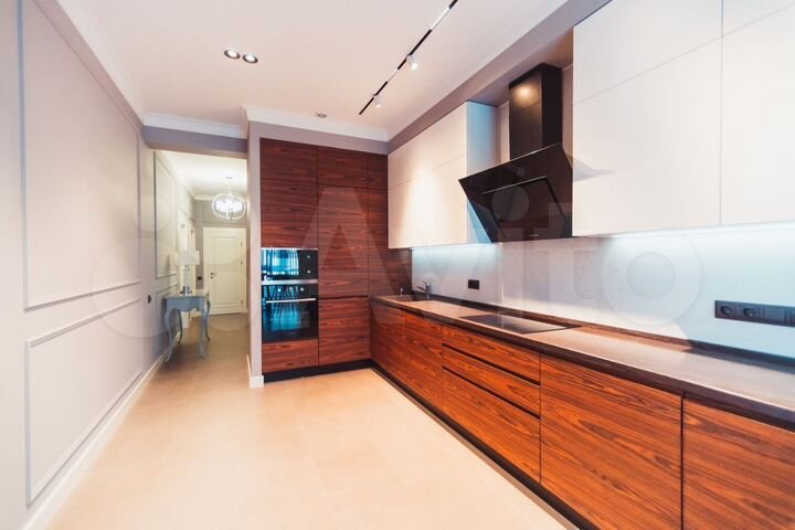 2-к. квартира, 52 м², 3/5 эт.