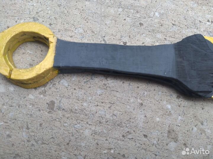 Игрушечный деревянный нож кунай