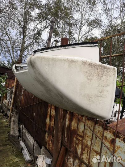 Спойлер на крышу