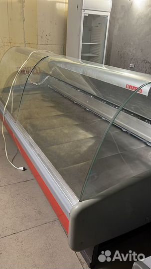 Холодильную витрину Кифато 2.4 метра