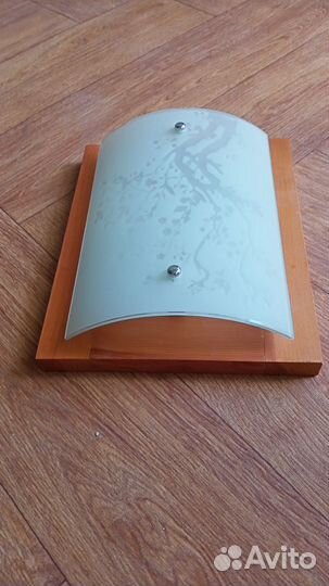 Светильник настенный