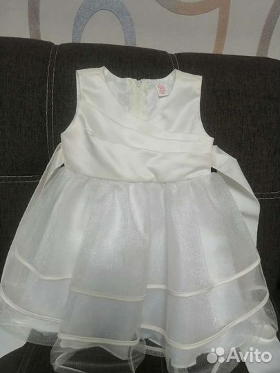 Платье для девочки нарядное