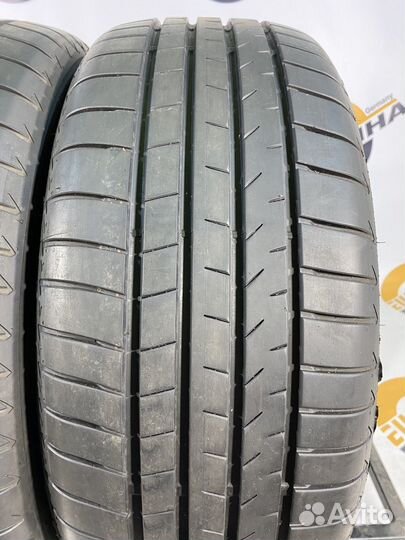 Bridgestone Alenza 001 235/50 R19 98Y