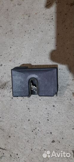 Замок двери левый, правый задний passat b3