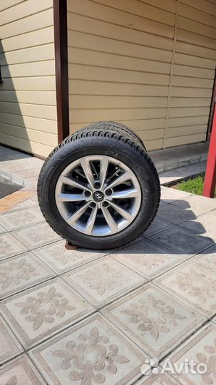 Goodyear Ultra Grip Ice Arctic 2 205/60 R16