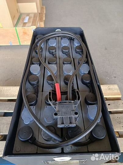 Тяговый аккумулятор для складской техники от производителя