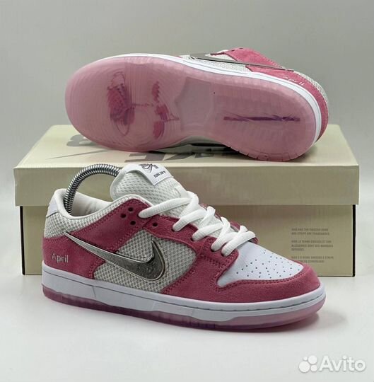 Кроссовки Nike SB Dunk Low