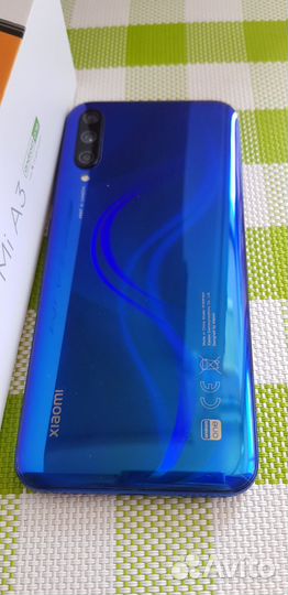 Xiaomi Mi A3, 4/64 ГБ