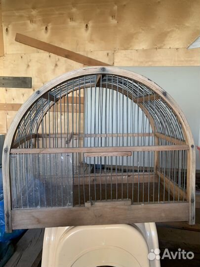 Клетки для попугаев