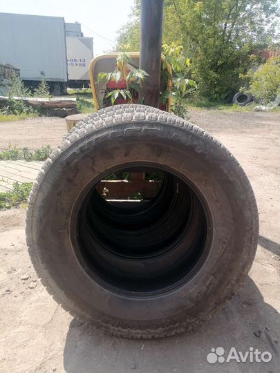 Bridgestone Dueler H/T 20.5/70 R16 110C