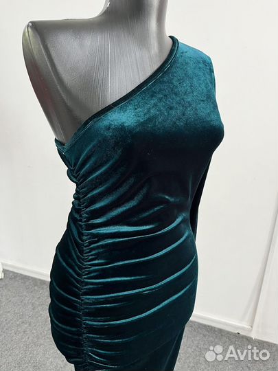 Бархатное вечернее платье 44-46