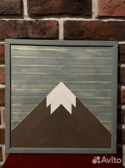 Панно из дерева