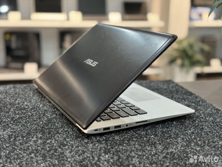 Ноутбук Asus intel Core i7 сенсорный