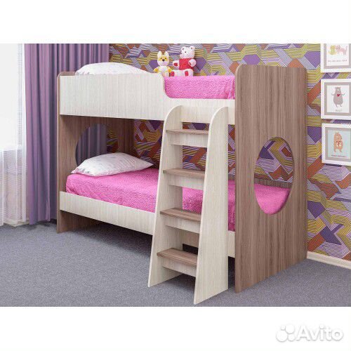 Двухъярусная кровать