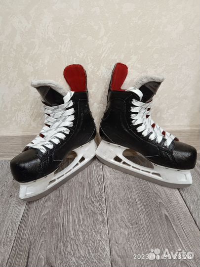 Хоккейные коньки bauer vapor select 1.5D