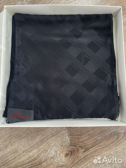 Оригинальный шарф Brioni
