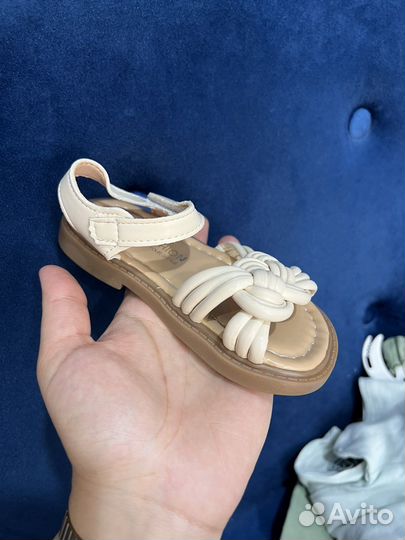 Босоножки для девочки