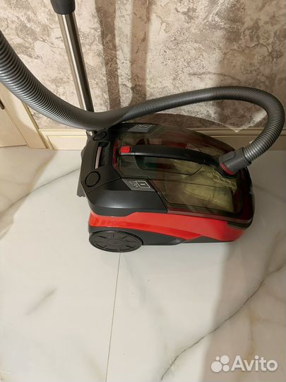 Моющий пылесос tomas Agua-Box