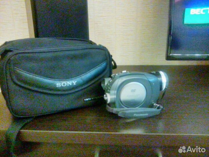 Видеокамера Panasonic VDR-D230