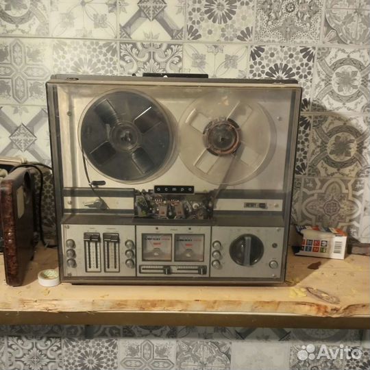 Катушечный магнитофон астра 110