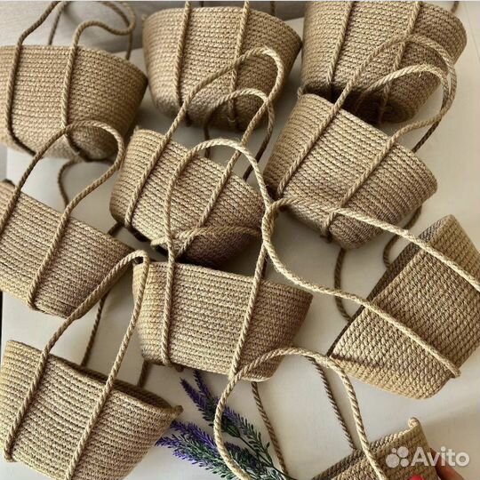 Корзины и кашпо из джута