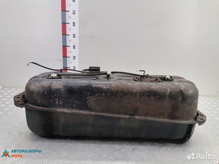 Бак топливный Mitsubishi L200 3 2002 MN120323
