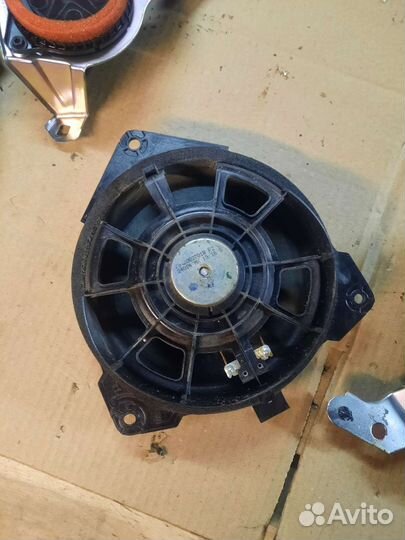 Динамик Toyota Highlander U50