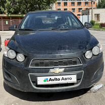 Chevrolet Aveo 1.6 MT, 2014, битый, 205 000 км, с пробегом, цена 400 000 руб.