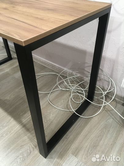 Компьютерный стол лофт