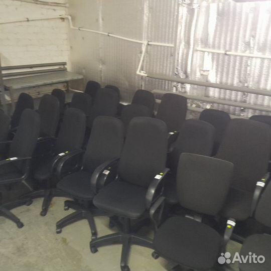 Офисное кресло бу