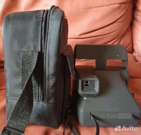 Плёночный фотоаппарат Polaroid