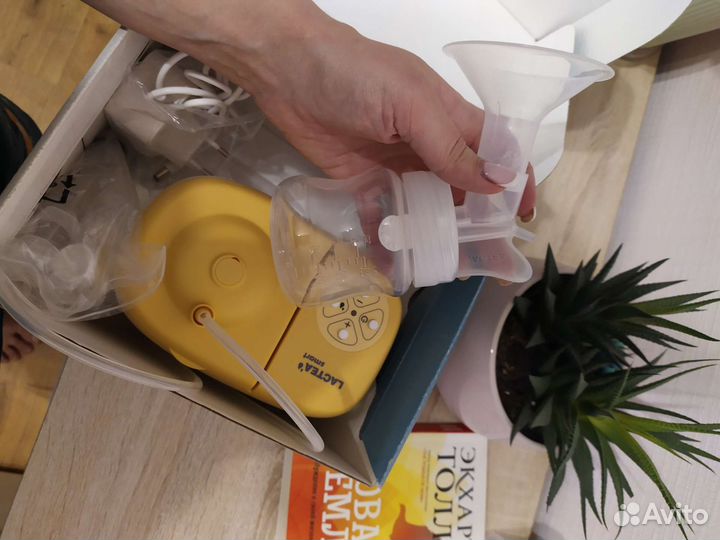 Электрический молокоотсос lactea smart