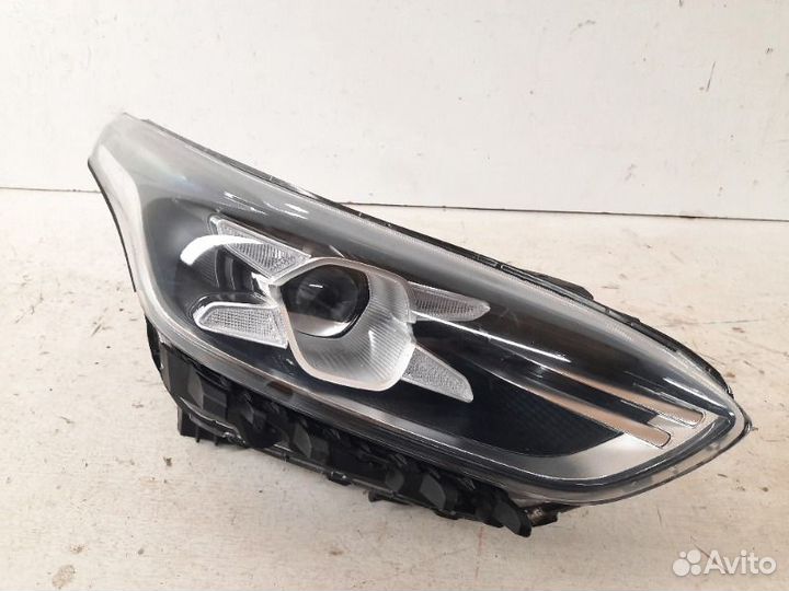 Фара правая Kia Cerato 4 2018