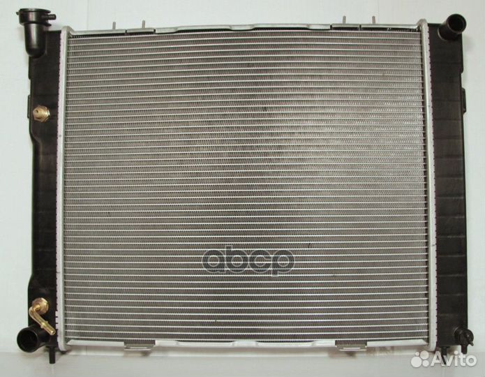 301000R Радиатор охлаждения Jeep Grand Cherokee